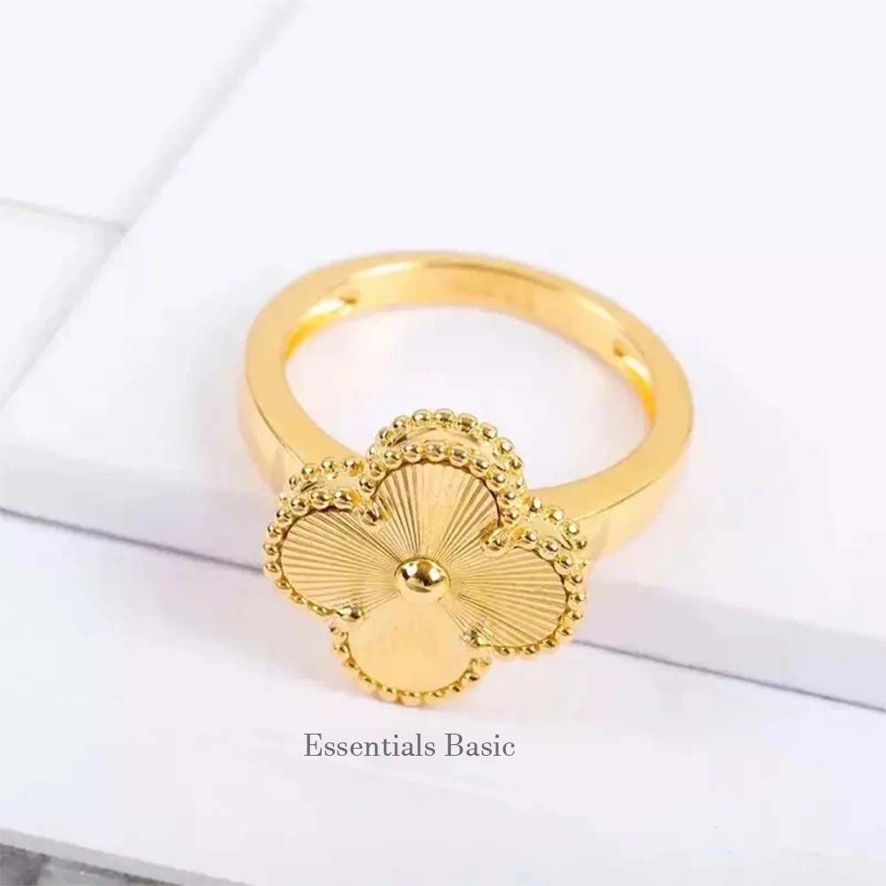 Trinity Stone Clover Ring