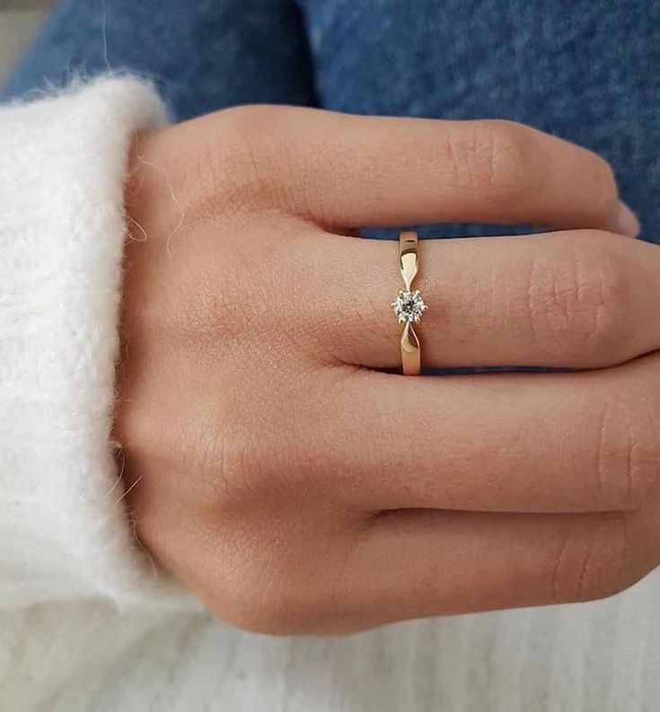 The Essential Solitaire • Timeless Single Diamond Ring