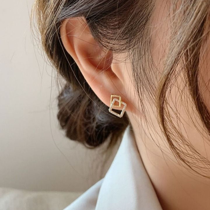 Silhouette Harmony Stud Earings