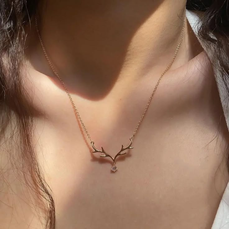Noor-e-Mahi Pendant • Golden Antler Necklace of Strength